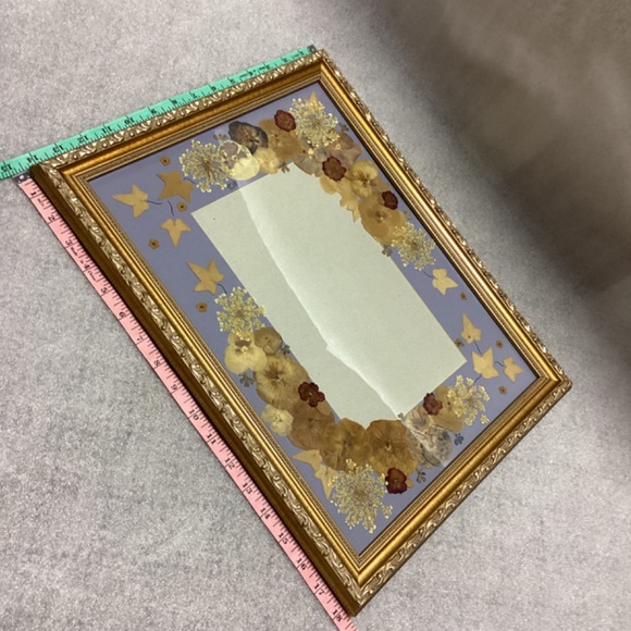 Vintage Dried Pressed Pansies Floral Gold Frame Art - Picture 6 of 11